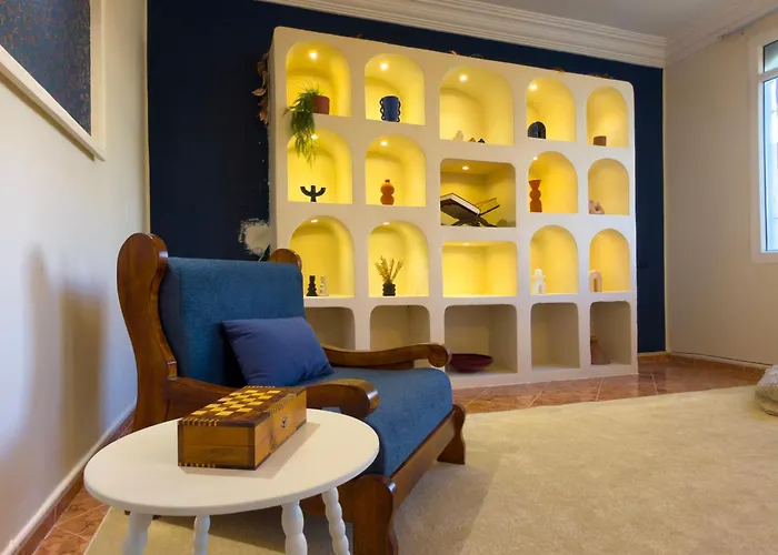Calm & Spacious Villa - 5Mn Walk To Beach - Work Friendly